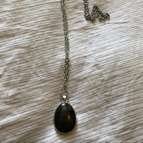 Stella and Dot necklace - Picture 2 of 4